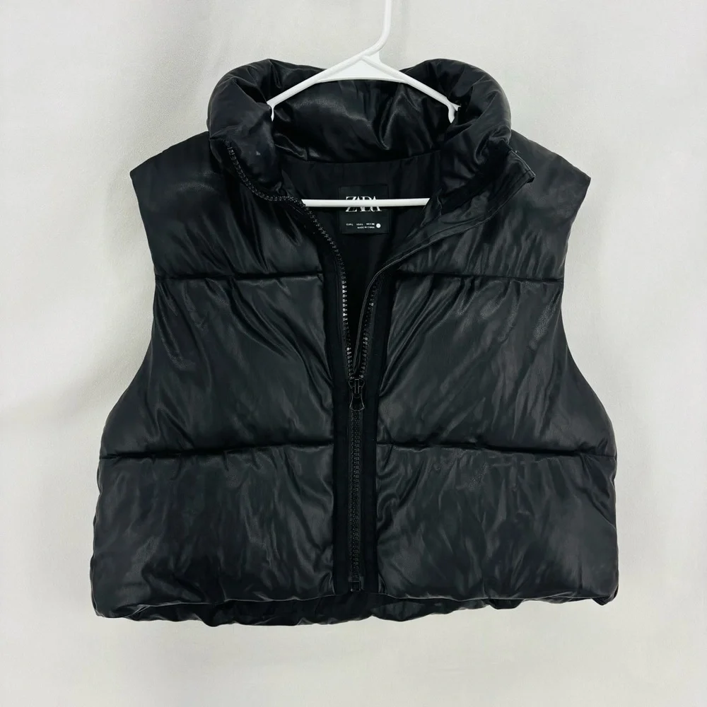 ZARA Faux Leather Black Puffer Vest Women’s Size Large Zip Front Sleeveless Warm